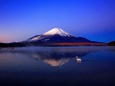 秀麗富士の嶺