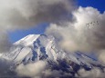 雲間の富士山