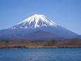 春の富士山