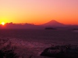 逗子から望む富士山の夕景