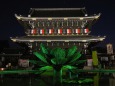 春の夜の東本願寺
