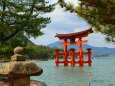 春の厳島神社