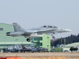 海兵隊 F/A-18D ホーネット離陸