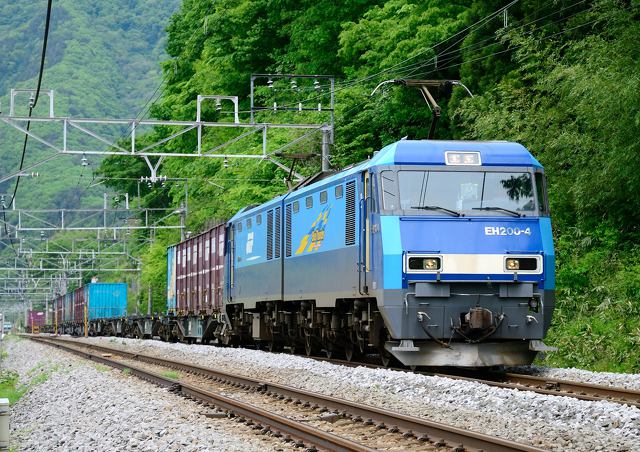 EH200貨物列車