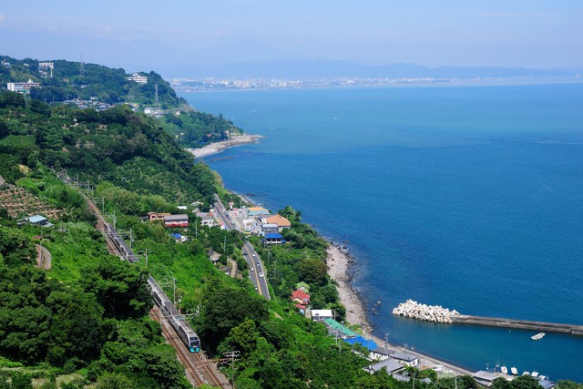 海とスーパービュー踊り子