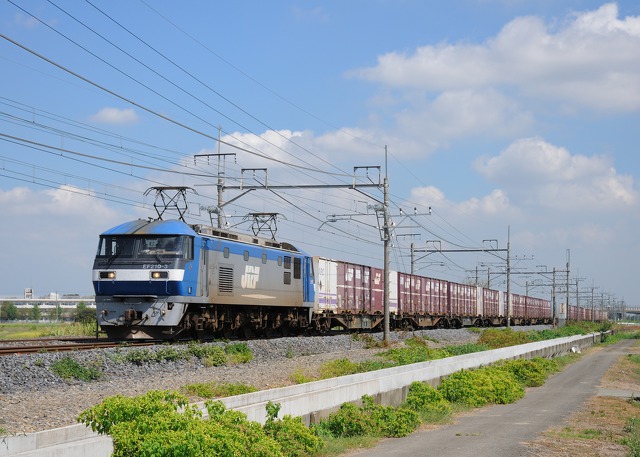 EF210-3 貨物列車