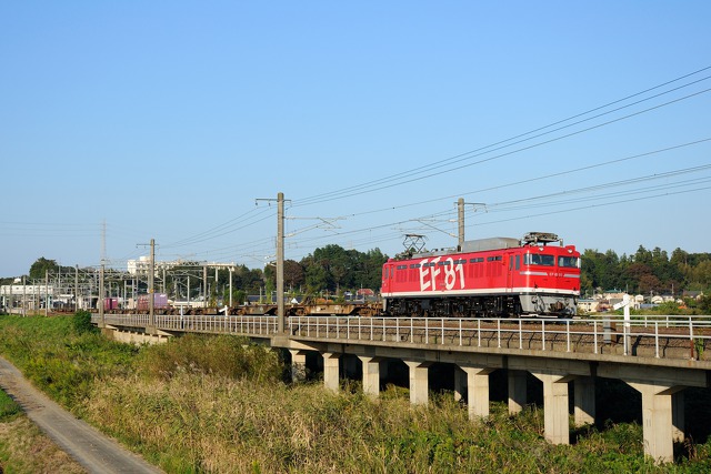 EF81 95貨物列車