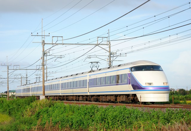 東武100系スペーシア[雅]編成