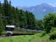 空木岳と特急しなの383系