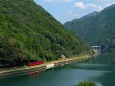 九州横断特急と球磨川
