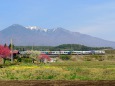 八ヶ岳とE257系