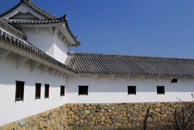 姫路城・百間廊下の白壁