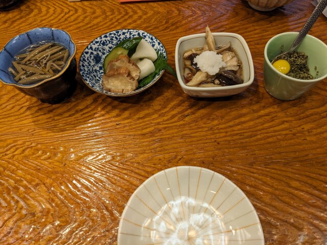 じゅんさい、とんぶりもお通しに