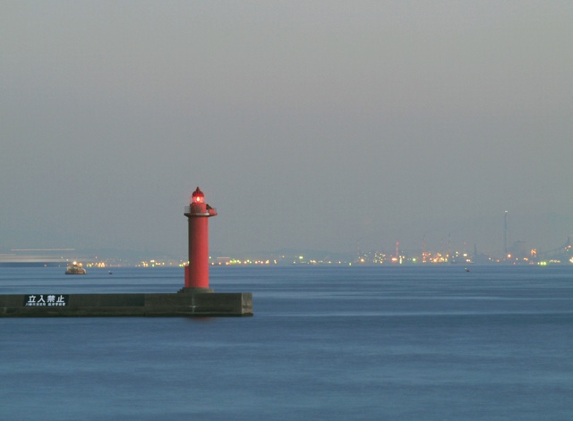 夕暮れの東京湾