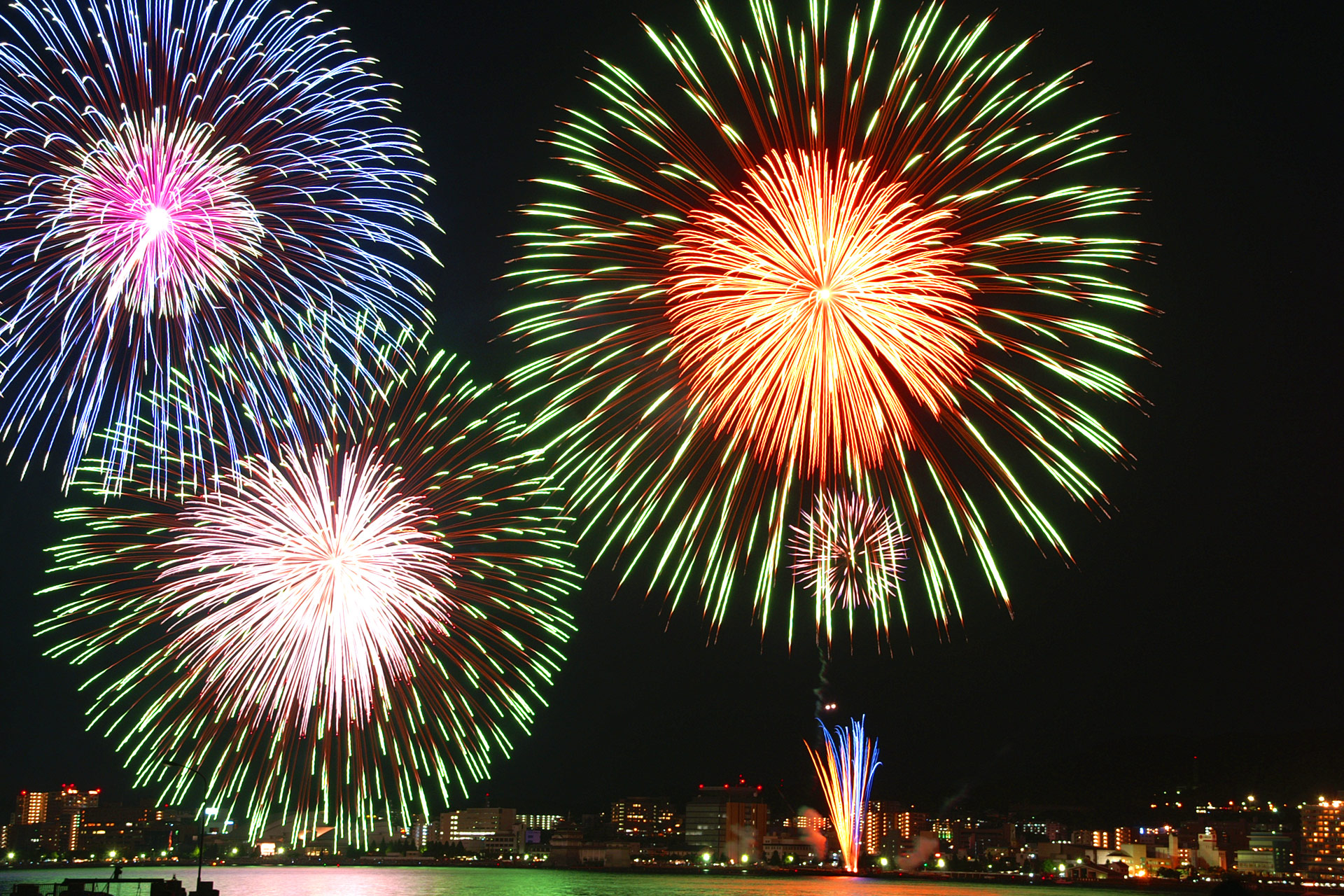 夜景 花火 イルミ 12びわ湖大花火 02 壁紙19x1280 壁紙館