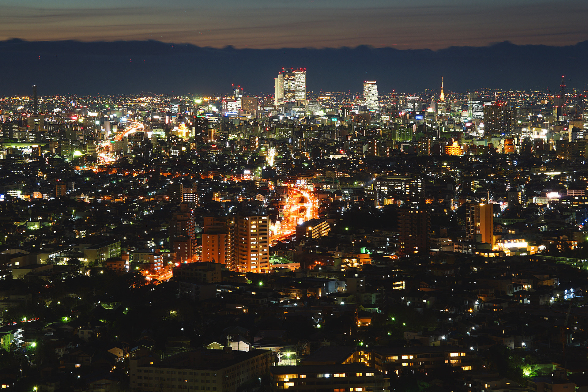 夜景 花火 イルミ 名古屋の夜景 壁紙19x1280 壁紙館