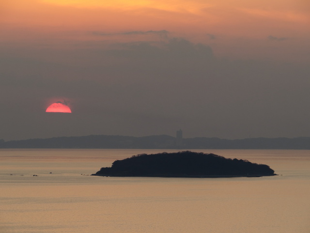 三河湾に沈む夕日2