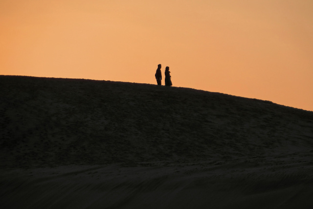 冬の夕 鳥取砂丘のシルエット4