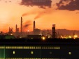 工場町の夕暮れ