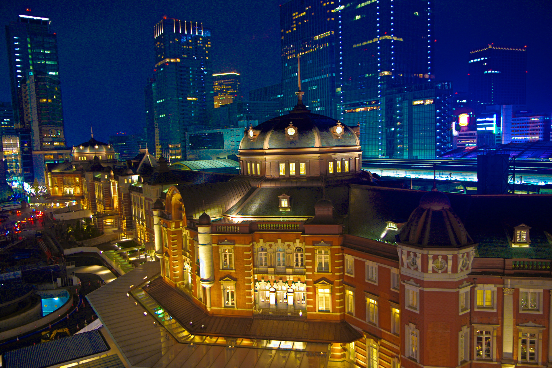 夜景 花火 イルミ 東京駅舎ライトアップ 壁紙1920x1280 壁紙館