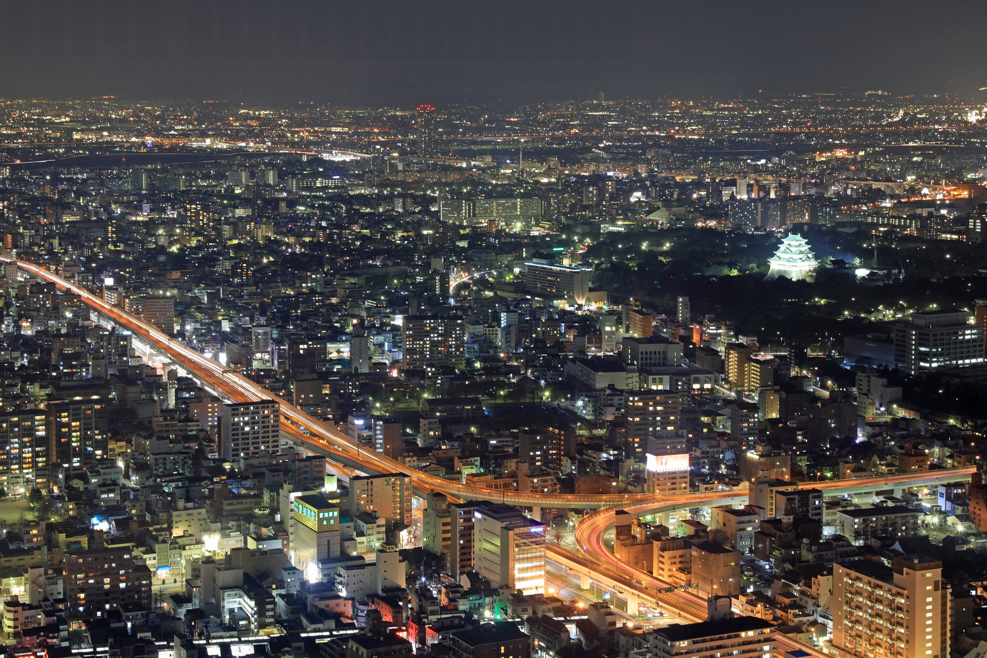 夜景 花火 イルミ 名古屋城と名古屋高速 壁紙19x1280 壁紙館