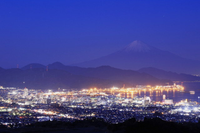 清水港の夜景と富士山