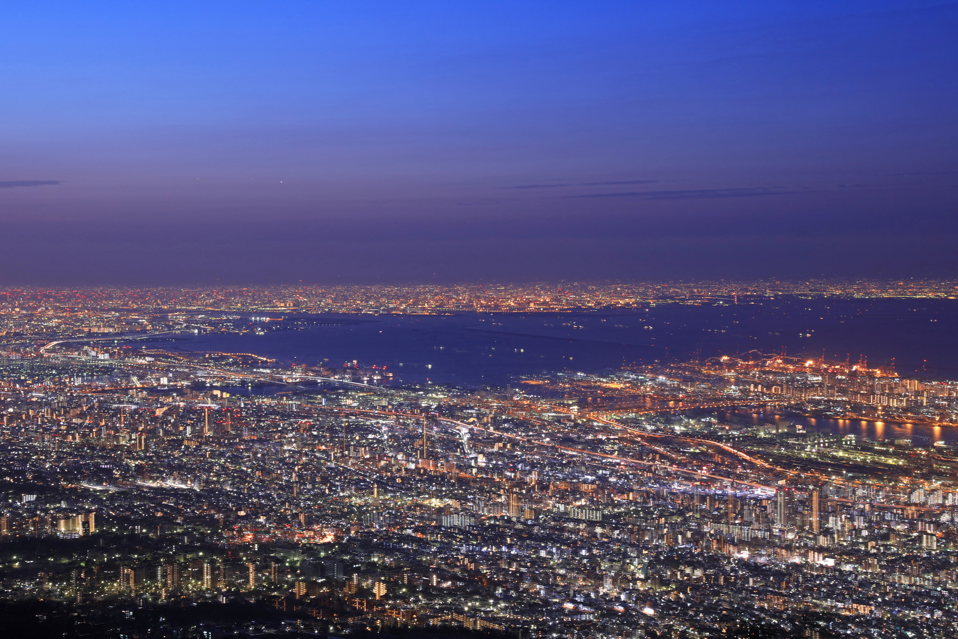 夜景 花火 イルミ 日の出直前の神戸の夜景 壁紙19x1280 壁紙館