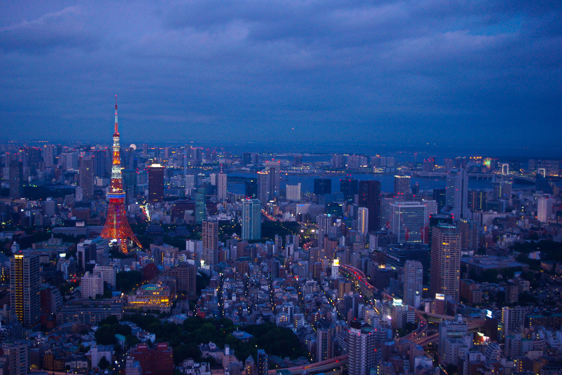 夜景 花火 イルミ 東京トワイライト 壁紙19x1280 壁紙館