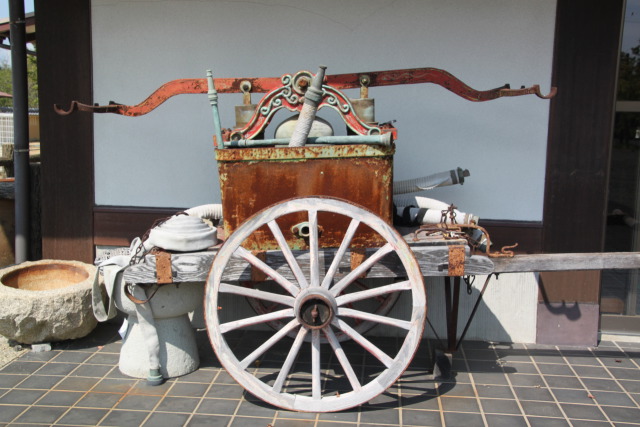 昔の消防車