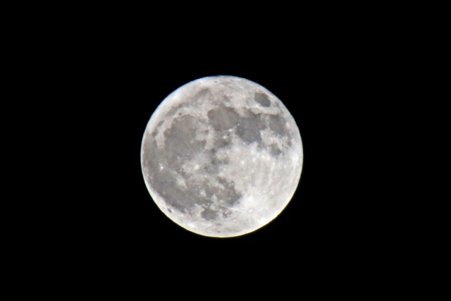 十五夜 満月 月齢=15.1