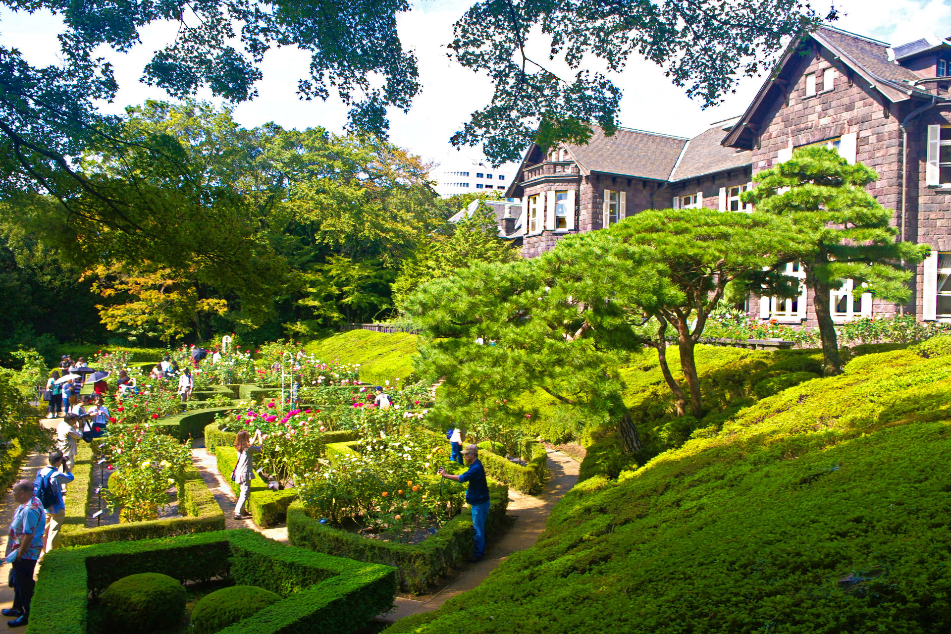 日本の風景 旧古河庭園 洋館とバラ園 壁紙19x1280 壁紙館