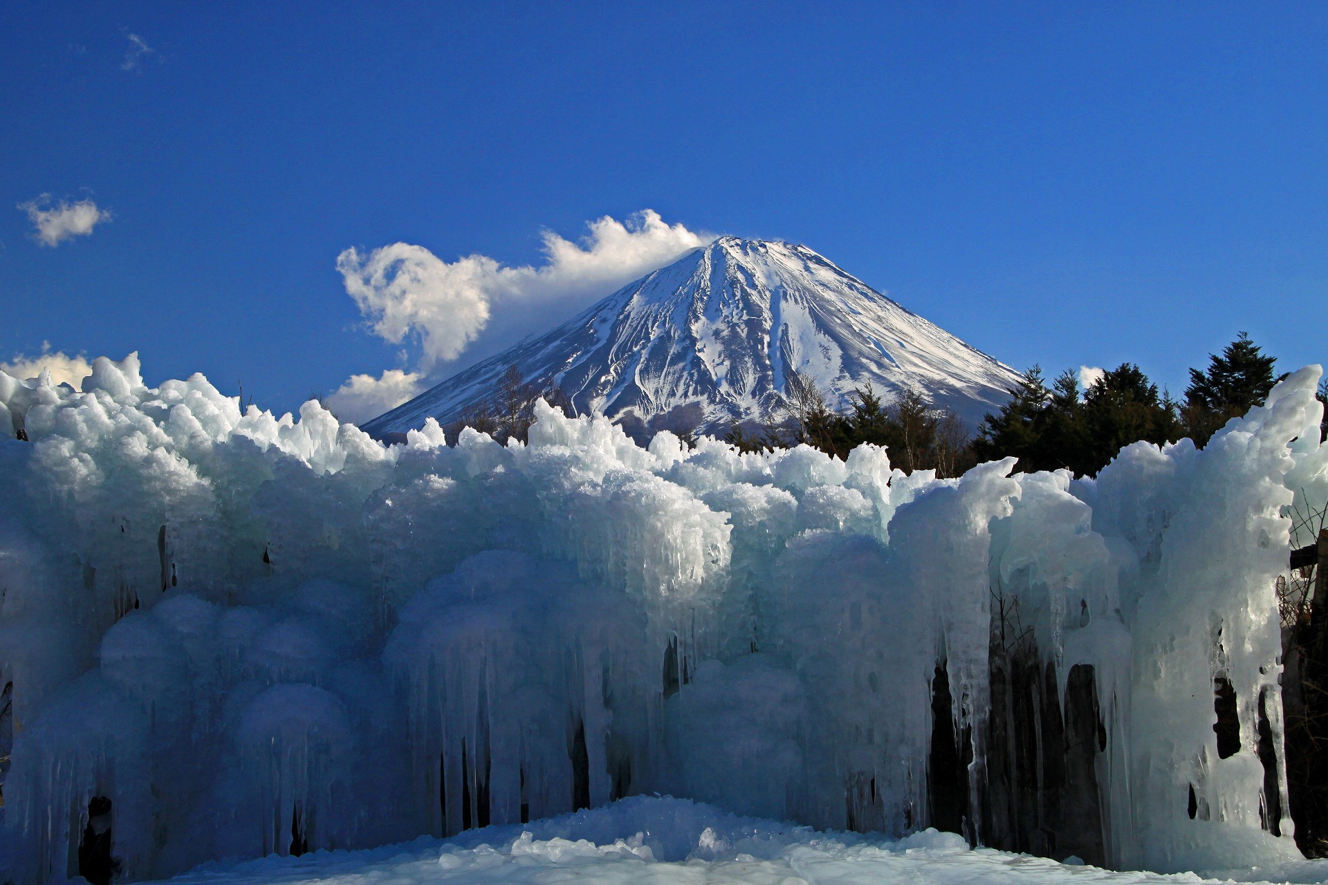 日本の風景 氷瀑と富士山 壁紙19x1280 壁紙館