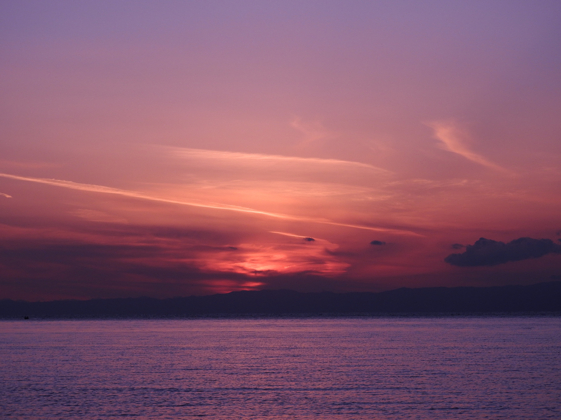 朝焼け 夕焼け 夕焼けの逗子海岸 壁紙19x1440 壁紙館 朝焼け 夕焼け 夕焼けの逗子海岸 壁紙19x1440 壁紙館