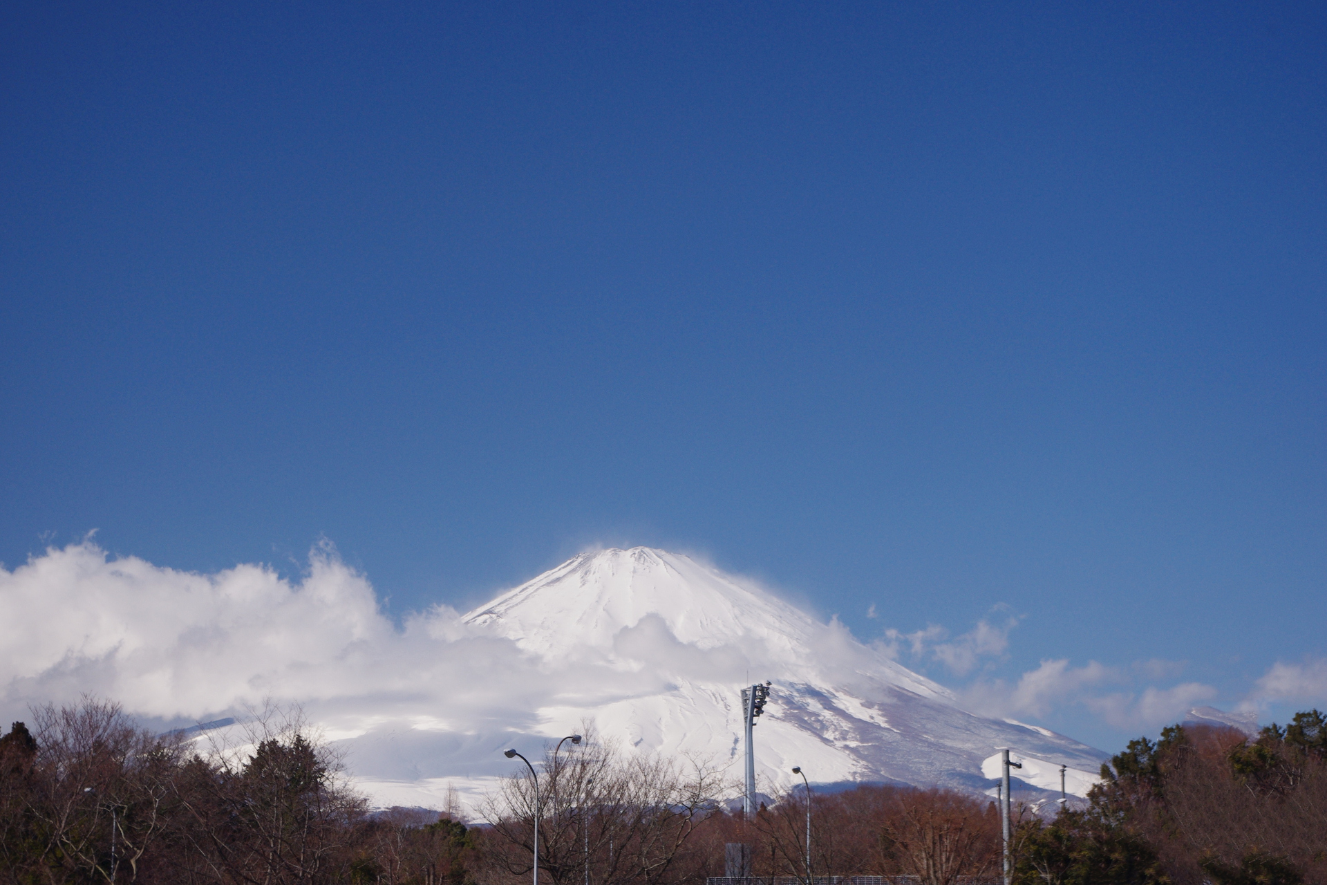 日本の風景 東名高速 足柄saからの富士山 壁紙19x1280 壁紙館