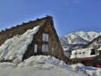 残雪の白川郷