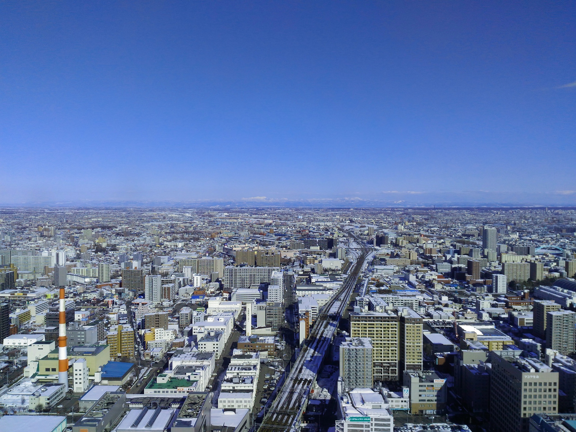 都市 街 室内 弥生の空 札幌 壁紙19x1440 壁紙館