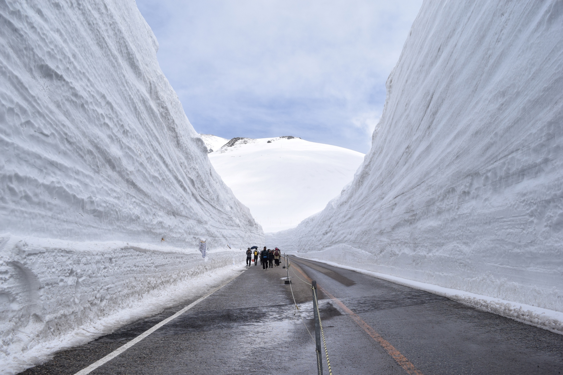 日本の風景 雪の大谷ウォーク 壁紙19x1280 壁紙館