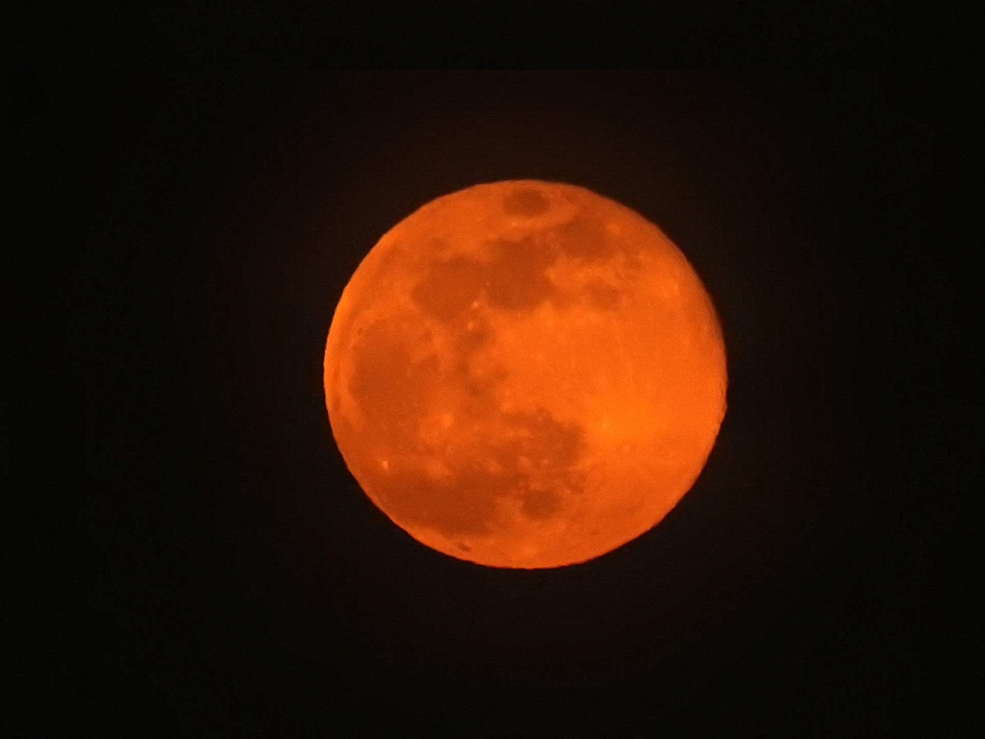 星 宇宙 空 昨日の赤い月 壁紙19x1440 壁紙館