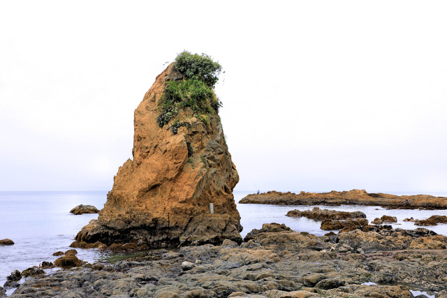 立石海岸の巨岩