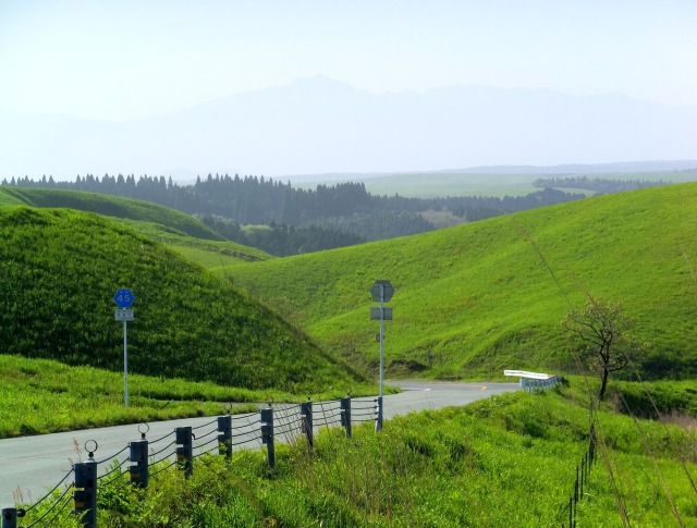 阿蘇外輪から祖母山遠景