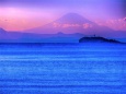 江の島越しの富士山