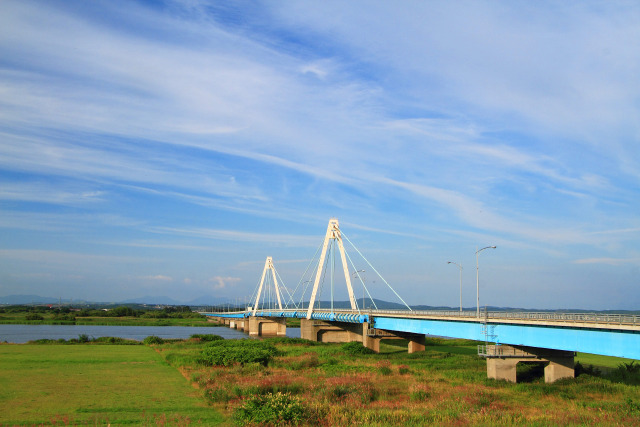 夕方の石狩川河口橋