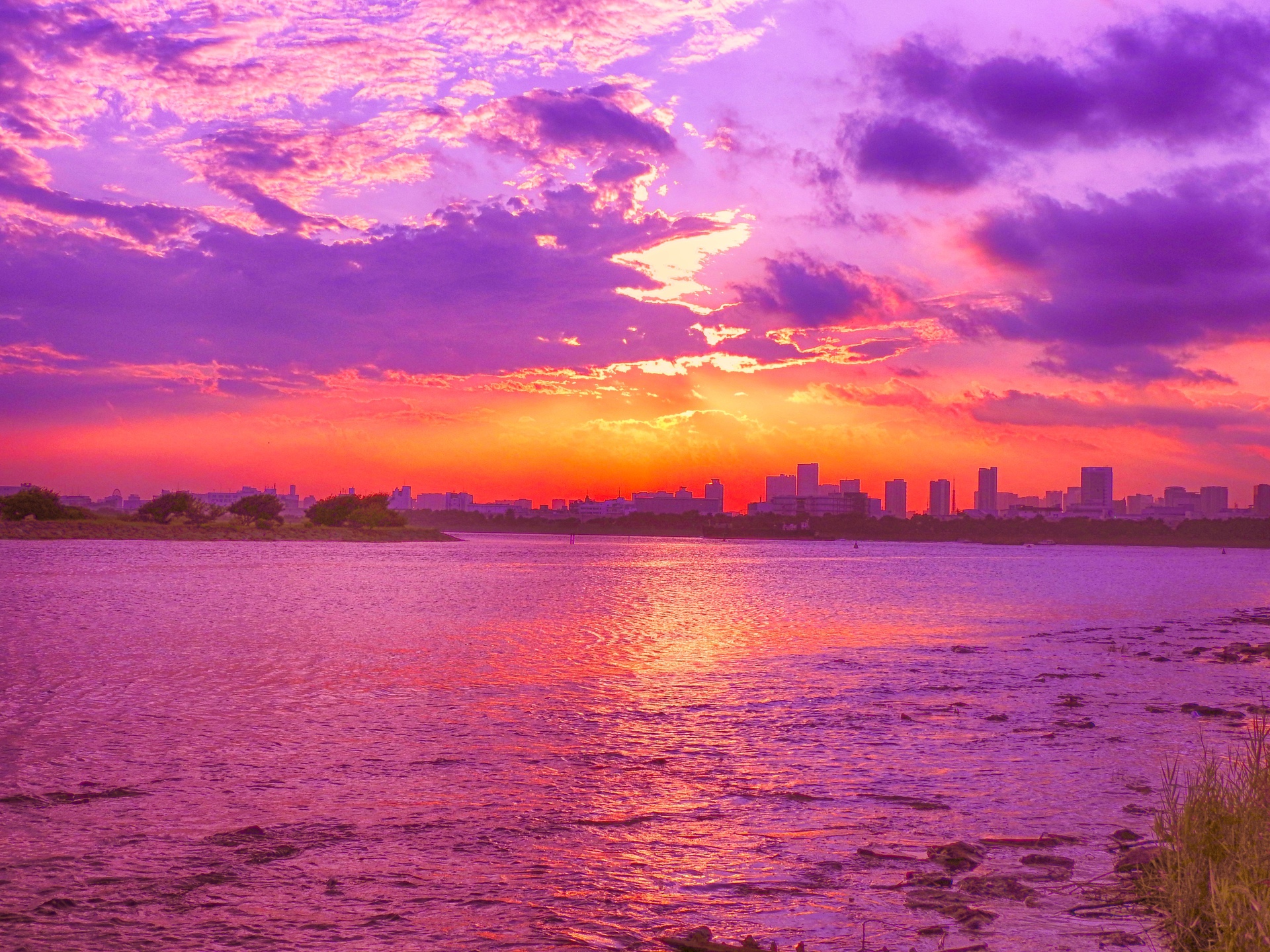 朝焼け 夕焼け 海辺の夕景 壁紙19x1440 壁紙館