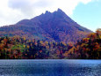 オコタンペ湖と恵庭岳～秋