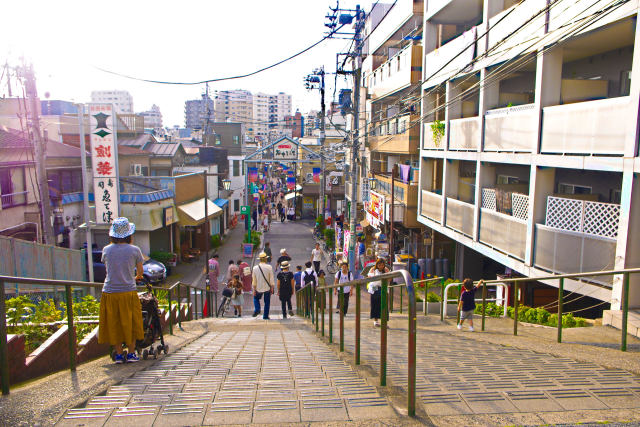 日暮里・夕やけだんだん