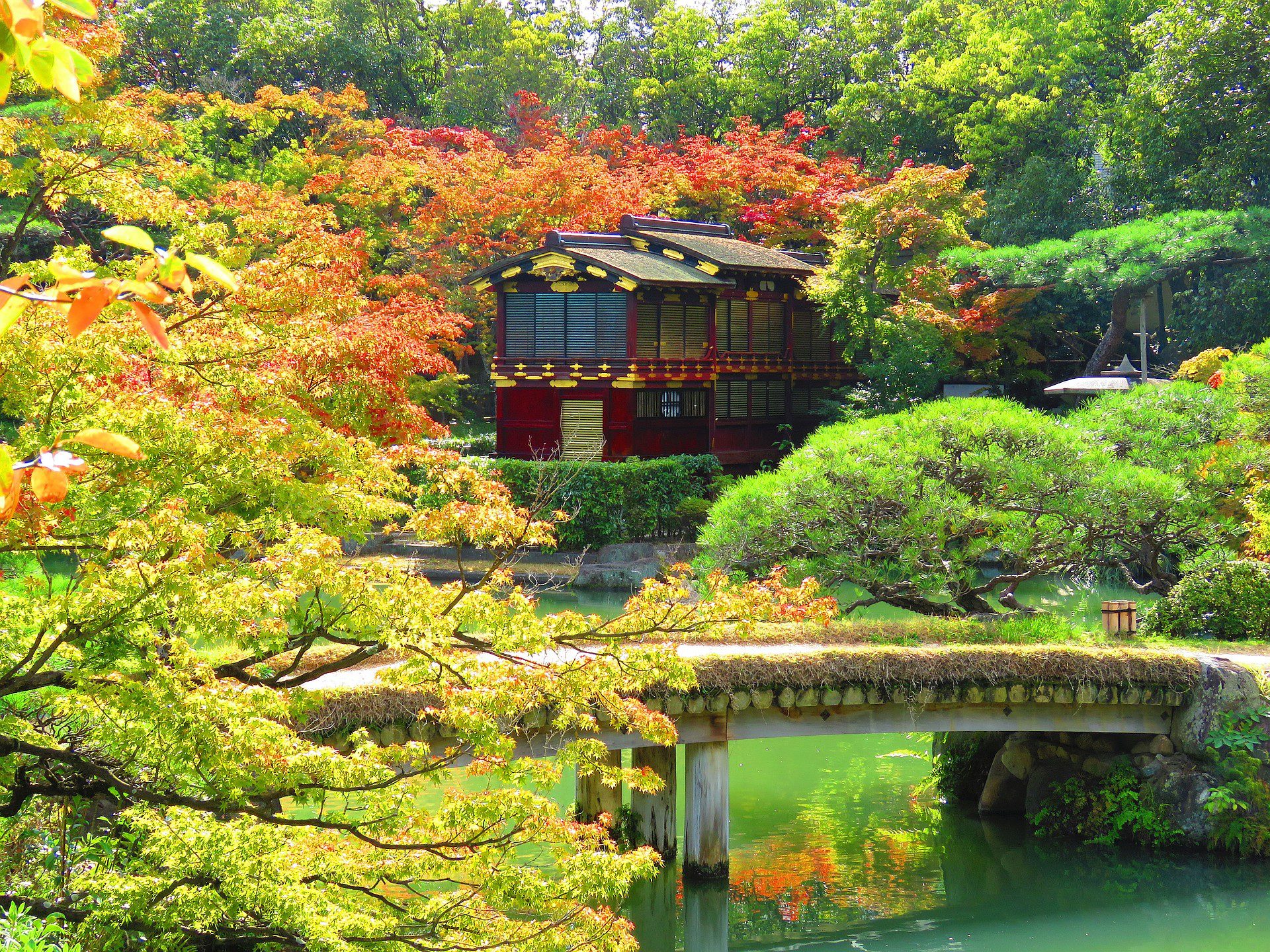 日本の風景 紅葉してきた相楽園屋形船 壁紙19x1440 壁紙館 日本の風景 紅葉してきた相楽園屋形船 壁紙19x1440 壁紙館