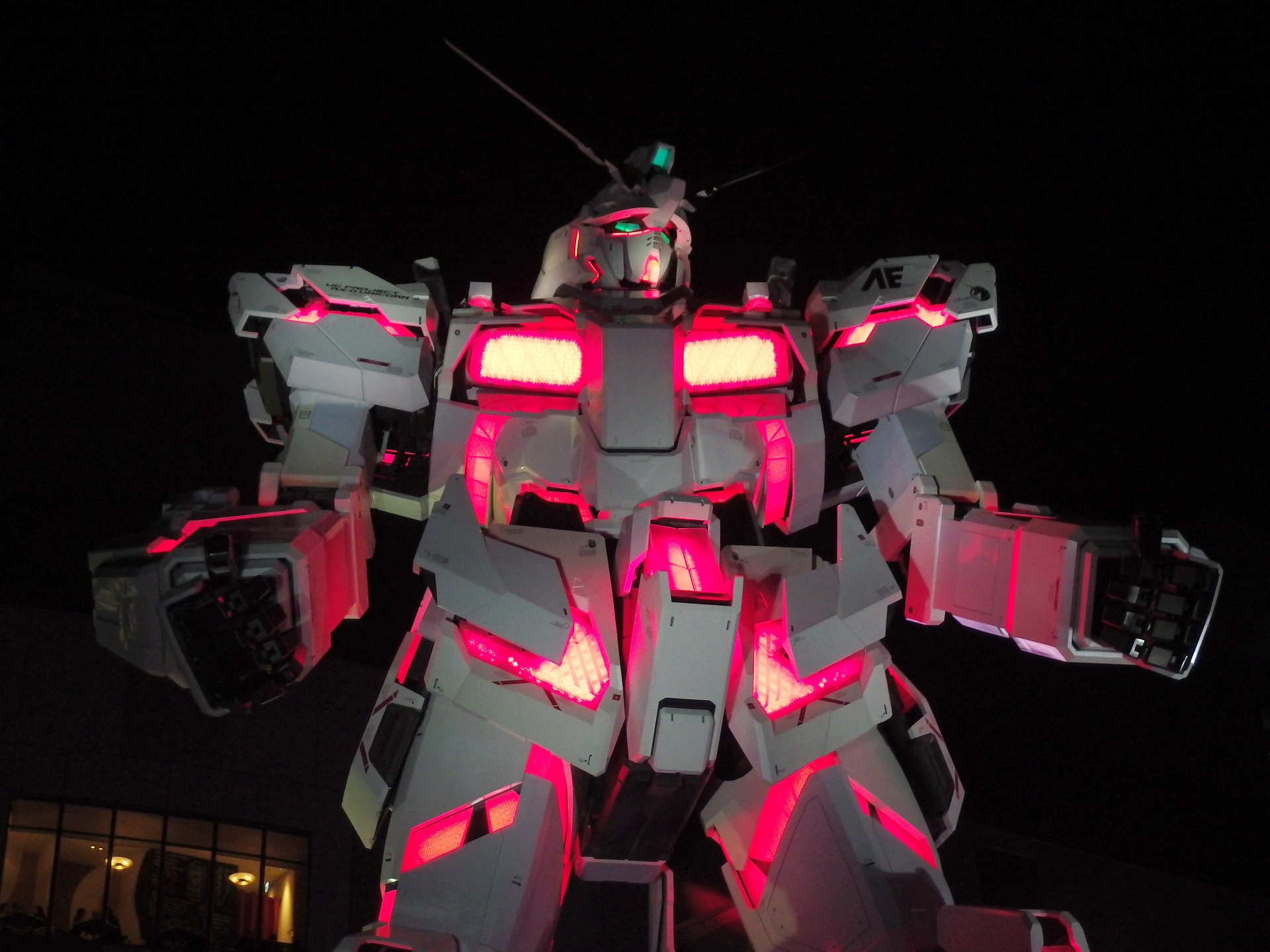 夜景 花火 イルミ ガンダム 壁紙19x1440 壁紙館