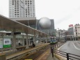 福井駅前を出た路面電車