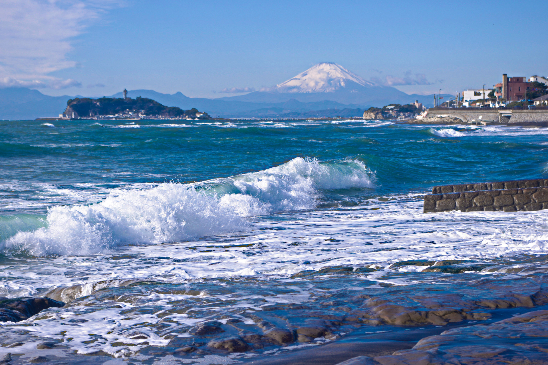 日本の風景 荒れる湘南の海 壁紙19x1280 壁紙館