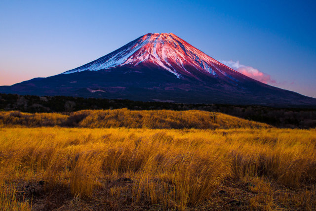 夕焼けの富士山